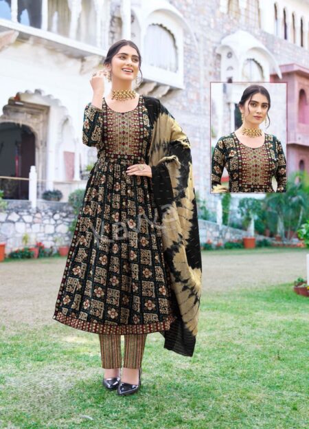 BLACK WITH CREAM NYRA CUT- FULL SET