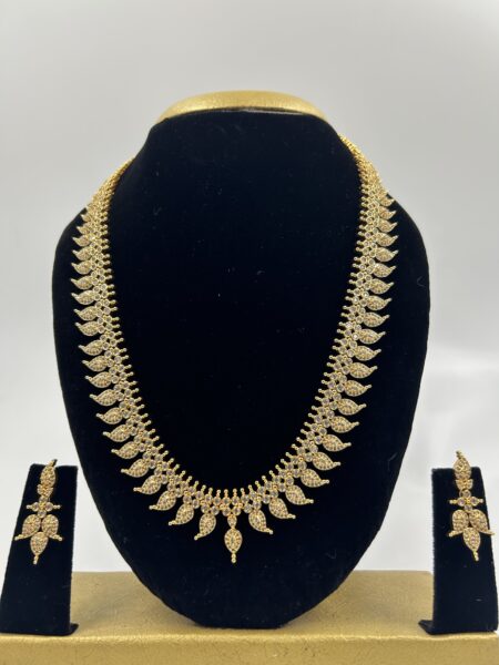 MANGA  LONG  HARAM - WITH WHITE AD STONE