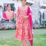 PINK NYRA CUT FULL SET