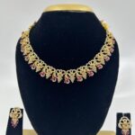 AD - GRAPES NECK SET