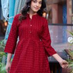 SHORT TOPS - DARK RED COLOUR