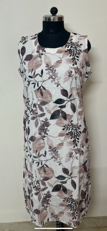 .KURTI - BROWN /MOTIF IN WHITE