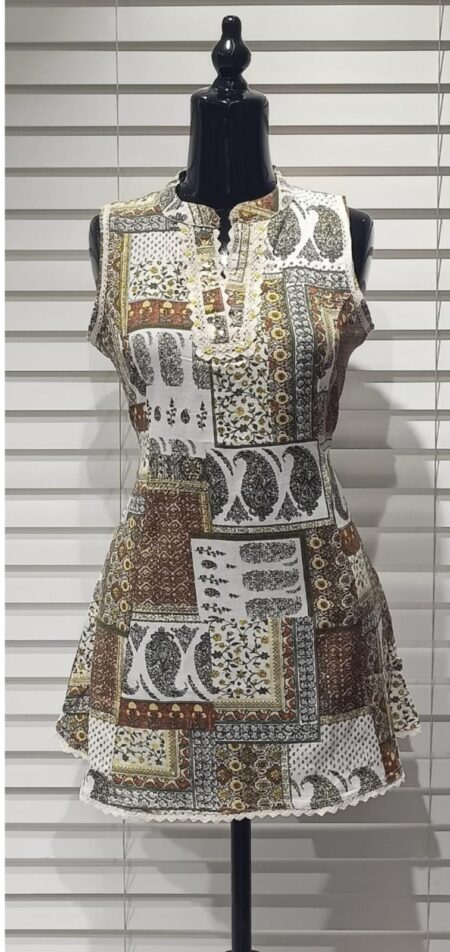 SHORT TOP COTTON FLEX- WHITE WITH MULTI COLOUR